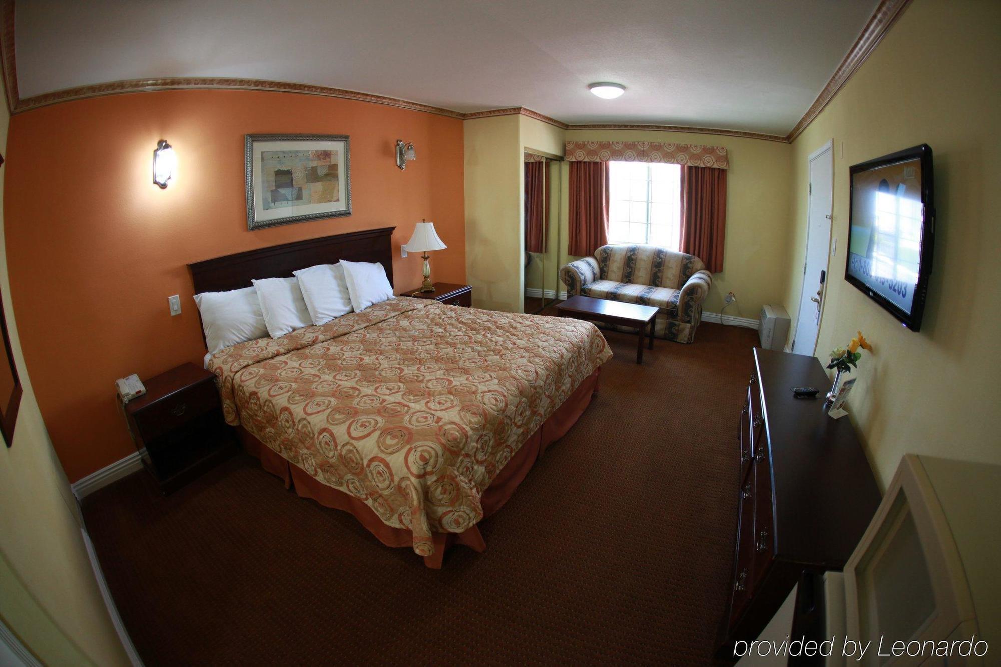 Glen Capri Inn And Suites - Burbank Universal Glendale Exterior photo